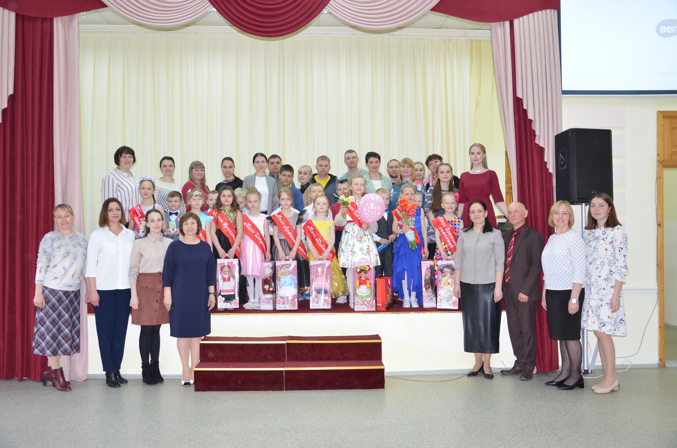 Ежегодный детский конкурс «Мисс Детство».