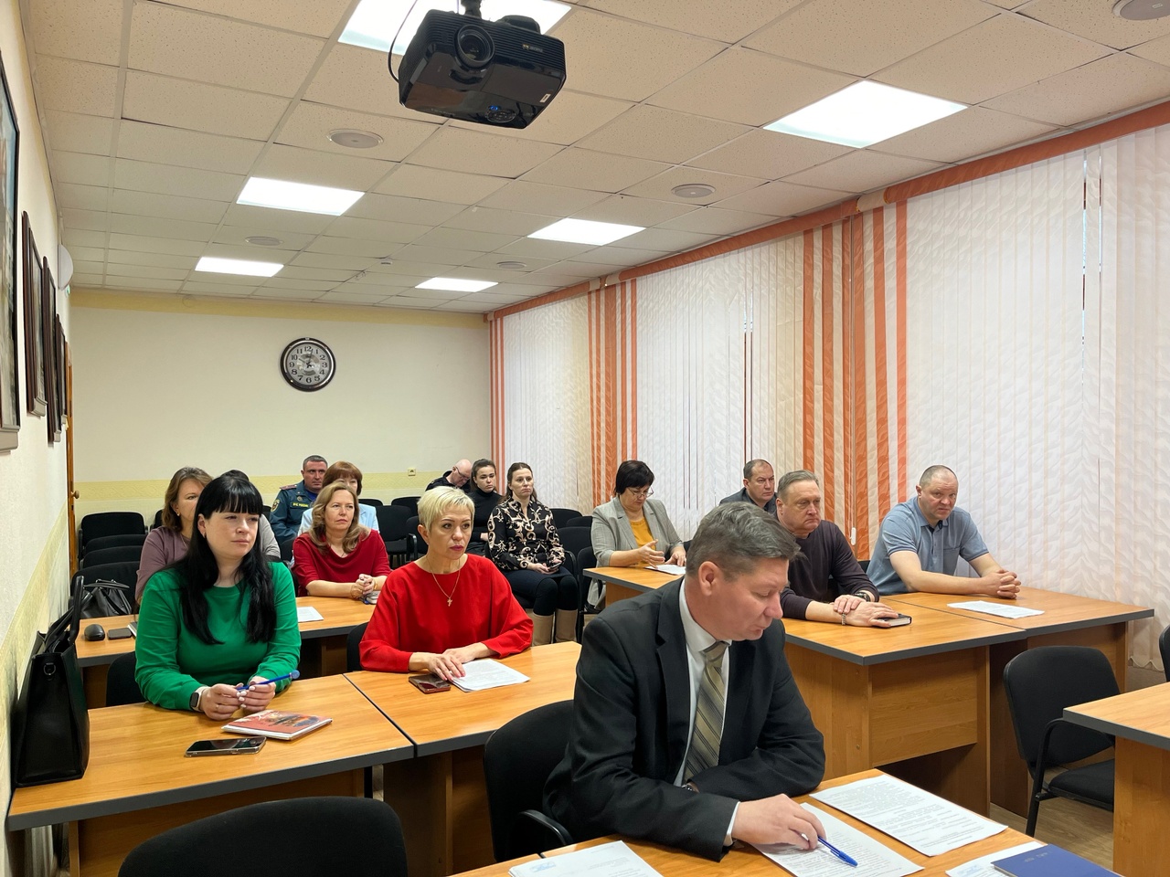 Плановое заседание комиссии по предупреждению и ликвидации чрезвычайных ситуаций и обеспечению пожарной безопасности ЗАТО Первомайский Кировской области.