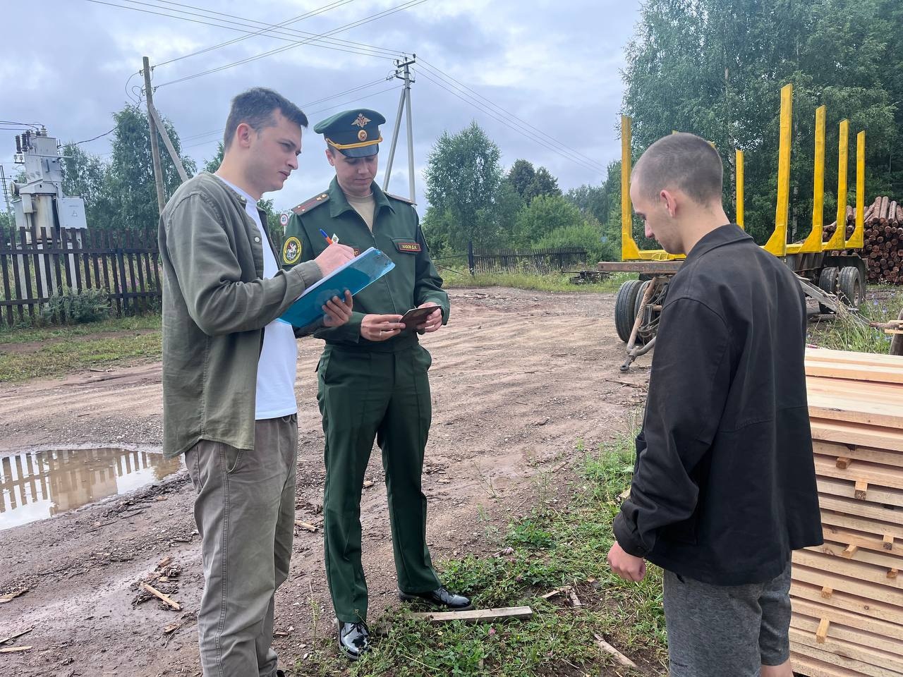 Проведены мероприятия по установлению лиц, получивших гражданство Российской Федерации и уклоняющихся от призыва на военную службу.